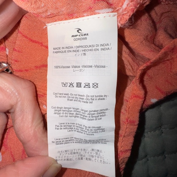 Rip Curl Orange Smocked 3/4 drape Sleeve romper size S. Worn once. EUC - Picture 12 of 13